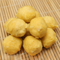 爆漿北海鮭魚丸-鮮嫩鮭魚與黃金豬肉的美味邂逅，完美打漿技術帶來清爽不油膩的極致口感！驚艷味蕾！