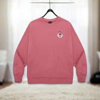 大學T秋冬必備大學T：暖心派對小點心般的時尚選擇，打造手工餅乾般的溫暖風格！