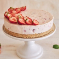 草莓生乳酪蛋糕