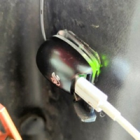 在這個快速變化的時代，機車USB無疑是每位摩托車騎士的必備良品。無論是在城市的繁忙街道上穿梭，還是在長途旅行中探索未知，機車USB都能為你的電子設備提供穩定的充電解決方案。這款精巧的設備設計考量到摩托車的特性，在騎行過程中也能隨時隨地保持連接，無需擔心手機或導航器的電量不足。使用可以輕鬆充電，讓每一次的騎行都充滿活力與便利，無論是日常通勤還是週末的冒險，隨時準備出發，探索更廣闊的世界！