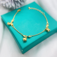 黃金愛心手鍊 - 甜美優雅的時尚配件，完美表達愛與關懷