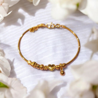 黃金愛心串珠手鍊 - 展現女性魅力的優雅飾品，完美搭配日常與正式場合