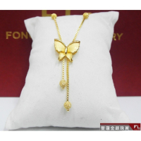 黃金蝴蝶項鍊：讓你閃耀如蝴蝶，優雅又不失風趣！