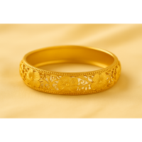 黃金花卉手鐲 - 精緻花卉雕刻的優雅黃金飾品，展現獨特的東方藝術美感