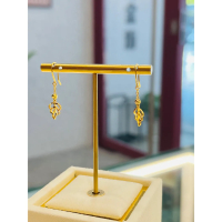 黃金葉片垂吊耳環 - 精緻自然美感的時尚配件