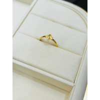 黃金花朵戒指：優雅魅力的時尚經典，展現獨特品味與幸福象徵