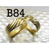 永恆之美：精緻藝術對戒，譜寫愛的詩篇