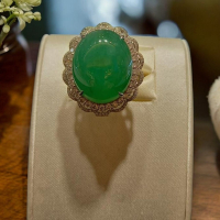 奢華天然翡翠鑽石戒指：品味與吉祥的高貴典雅之選