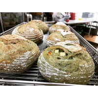 手作抹茶乳酪歐式麵包 - 自然發酵的美味享受